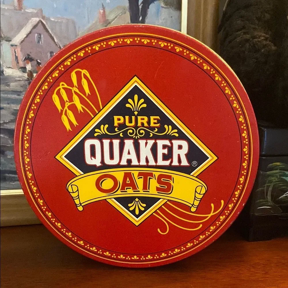 Vintage pure Quaker Oats storage tin